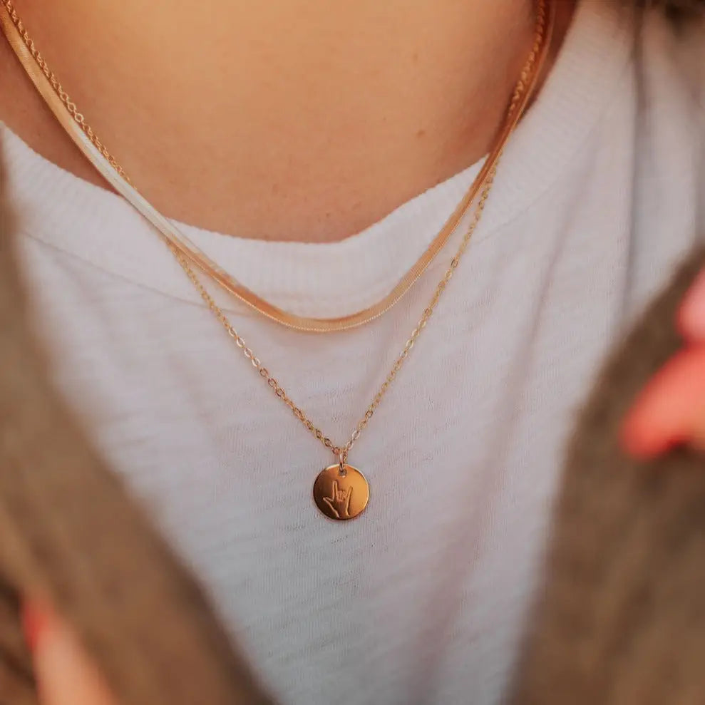 I Love You Necklace: Gold / 19"