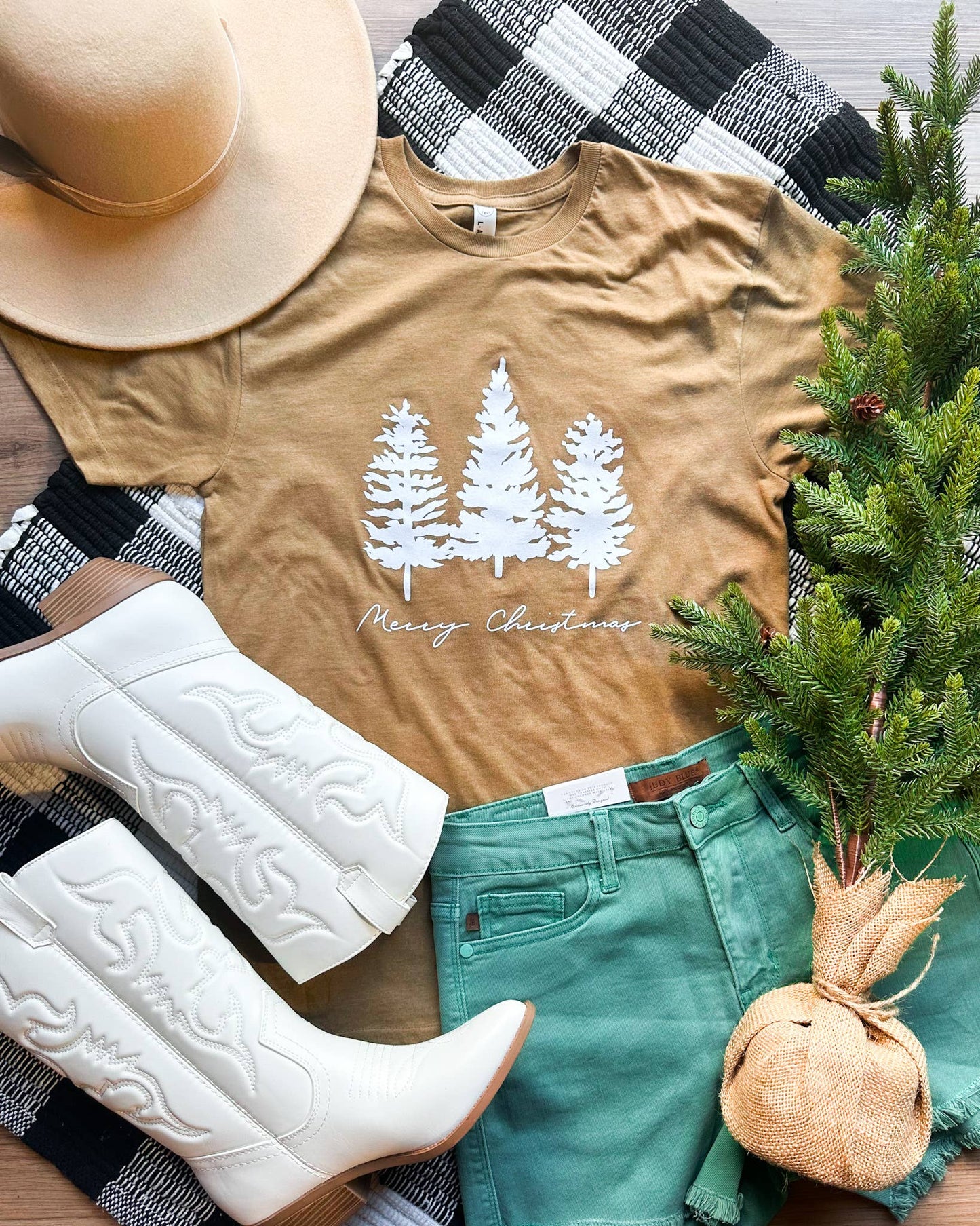 Merry Christmas Vintage Christmas Tee (Small-3X)