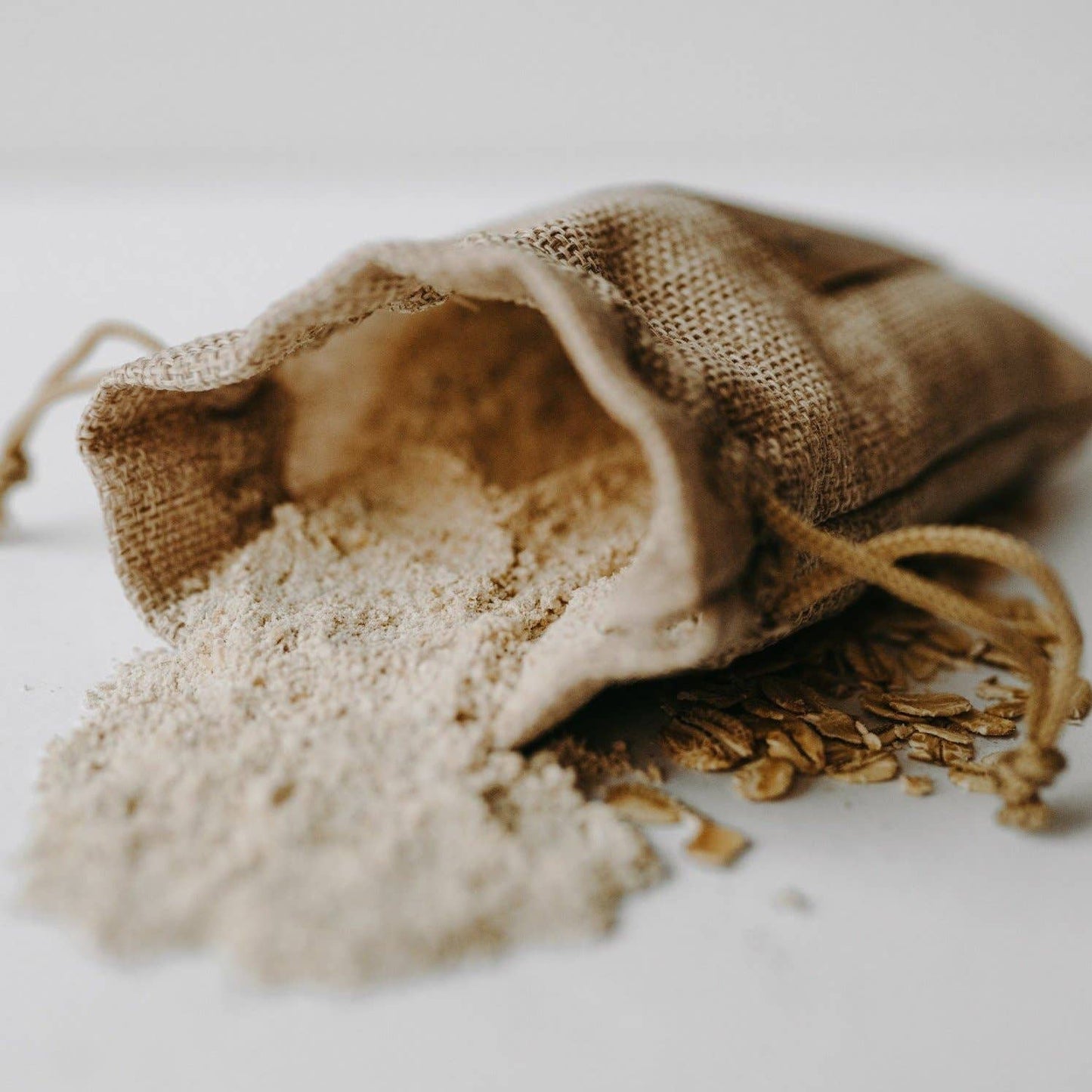 Herbal Oatmeal Bath Soak : Lavender