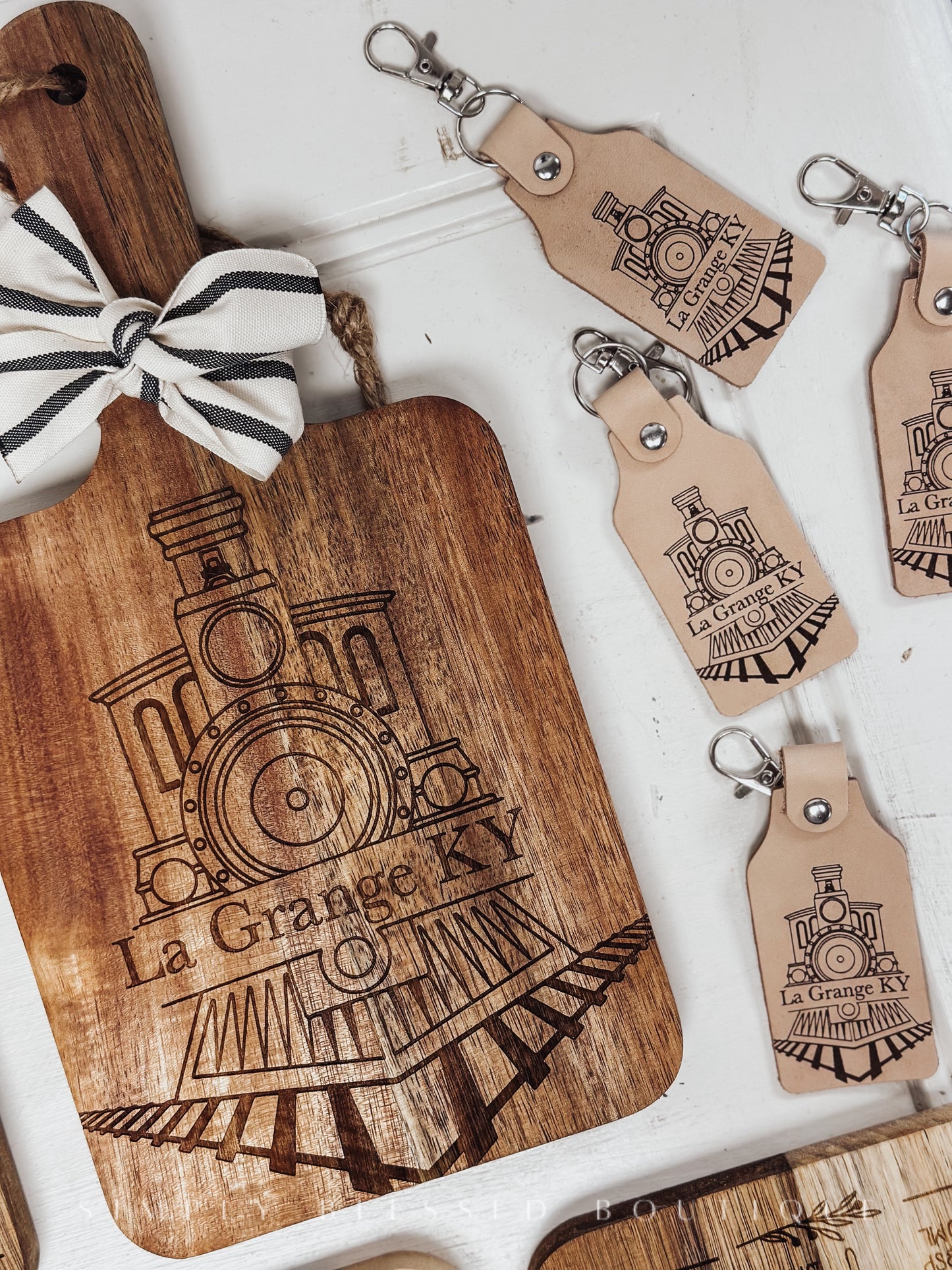 La Grange KY Keychain - Cream