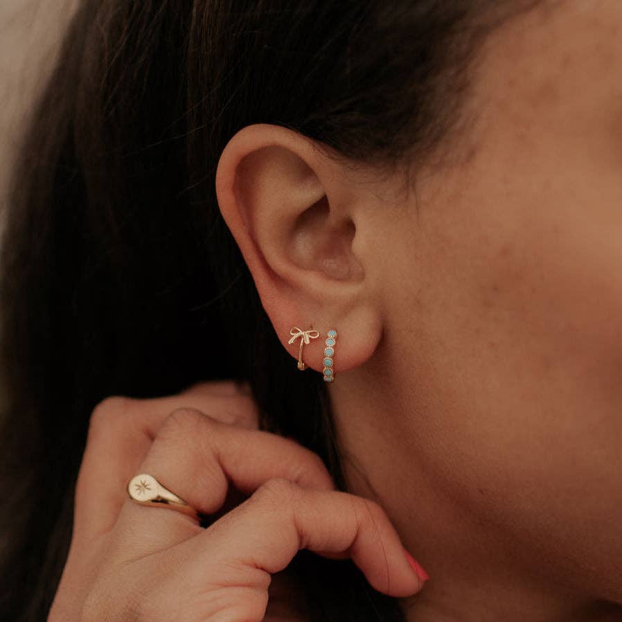 Ava Bow Hoops: Gold