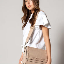 Load image into Gallery viewer, The Francesca Crossbody - Beige
