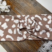 Load image into Gallery viewer, Leopard wide twisted headband
