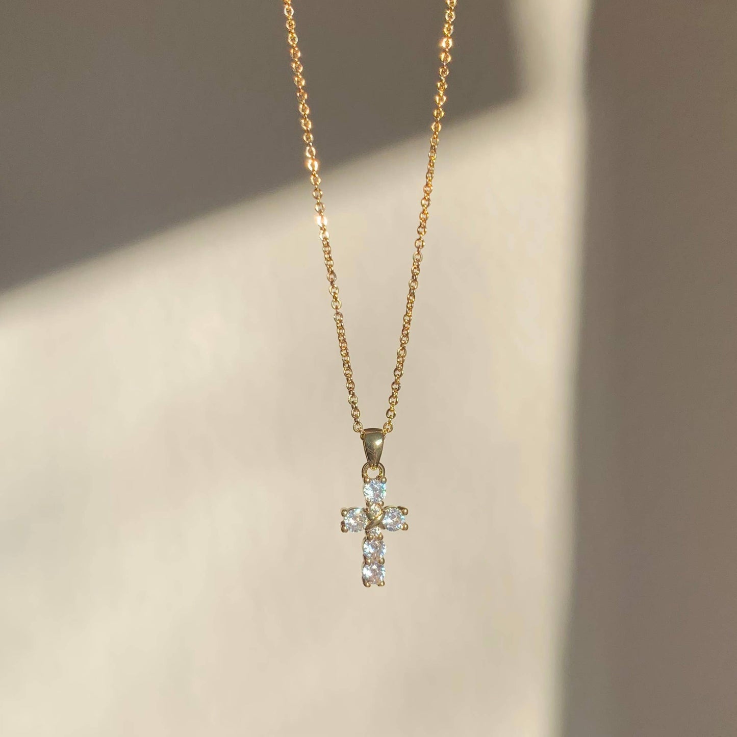 CRYSTAL CROSS NECKLACE | gold | diamond cross necklace