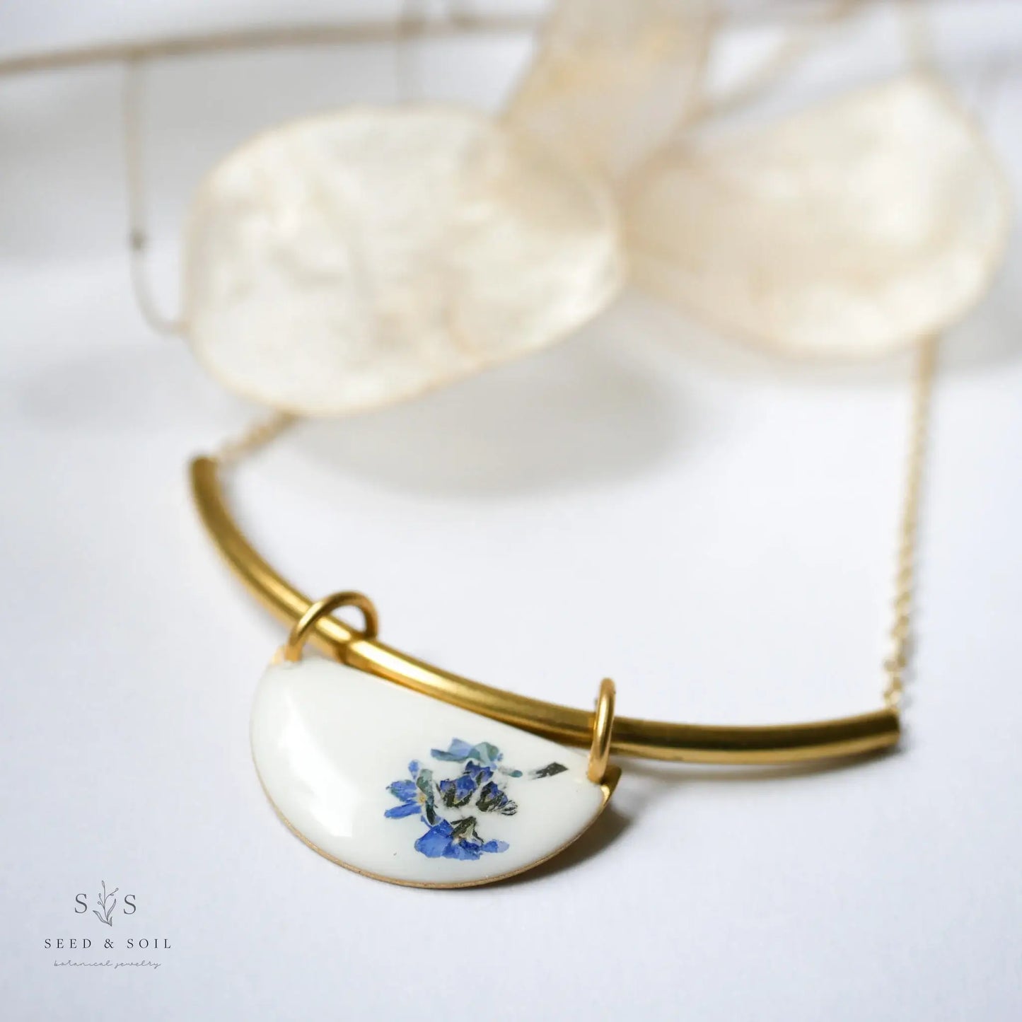 Radiance Necklace: Queen Anne’s Lace / 20” plain