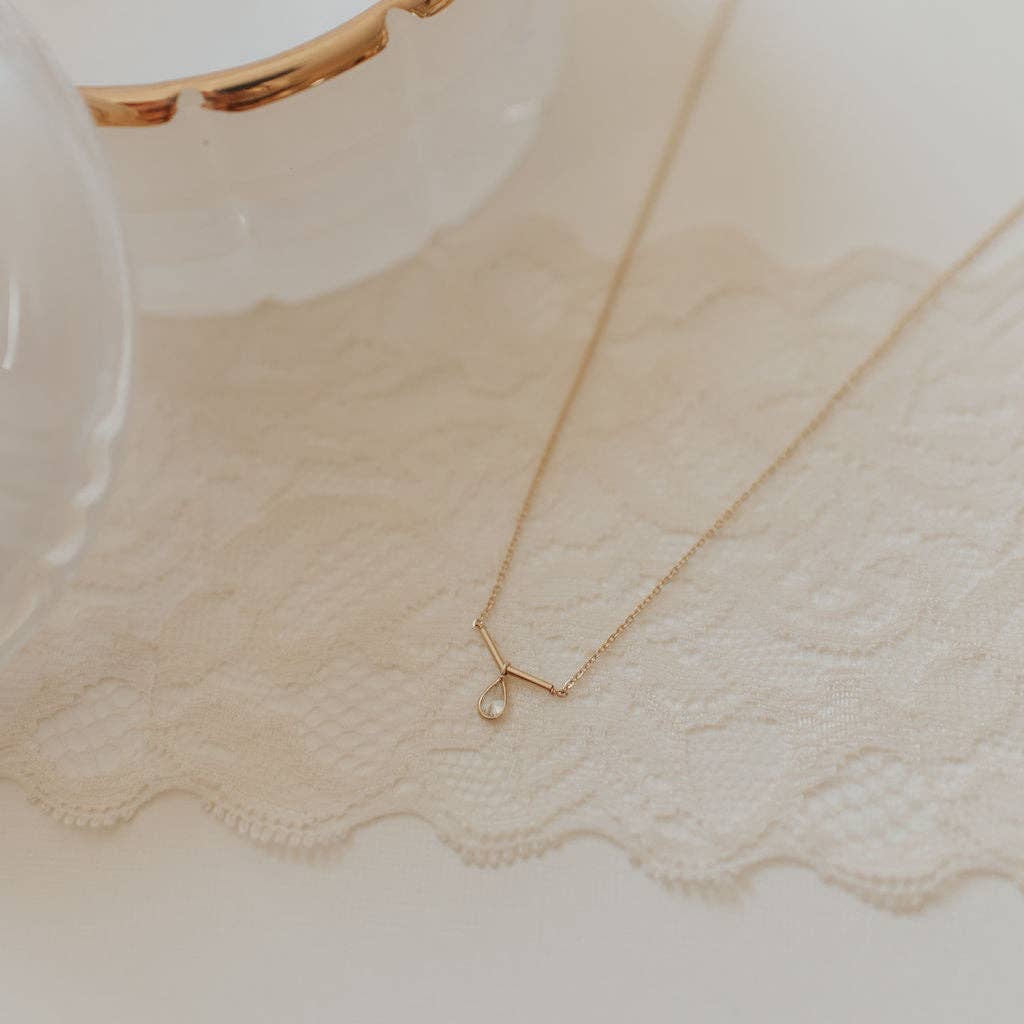Harper Diamond Teardrop Necklace - Gold