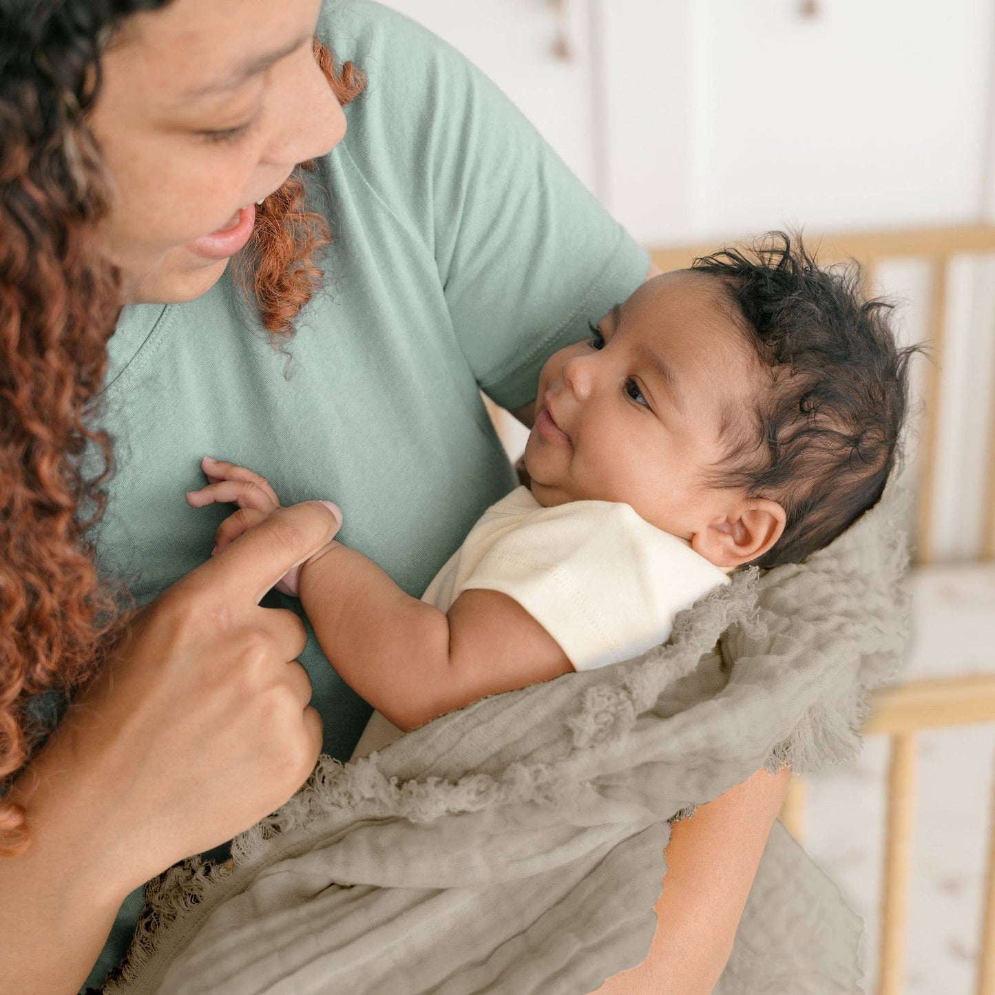 Dove Grey Ombre Muslin Blanket