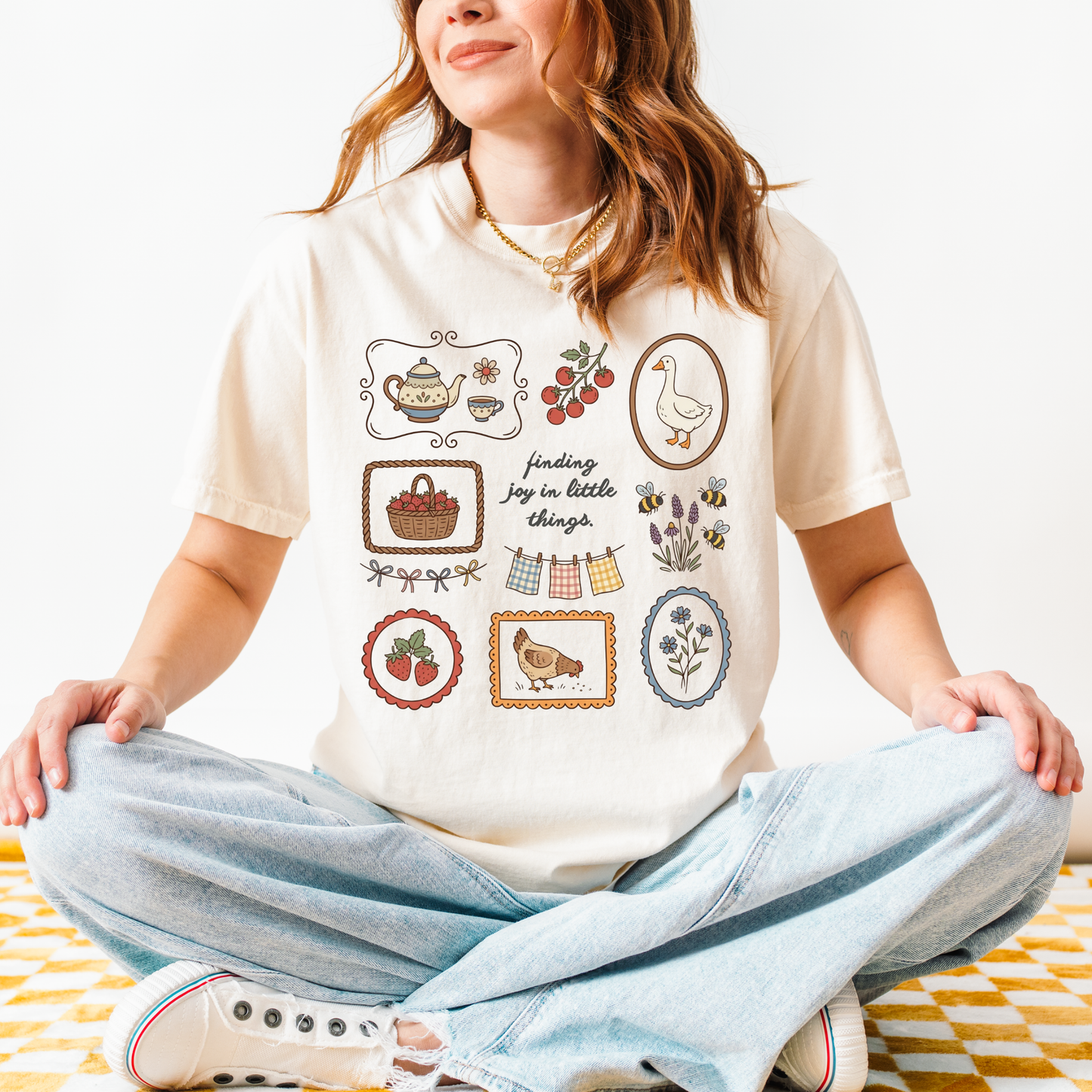 Finding Joy Graphic Tee