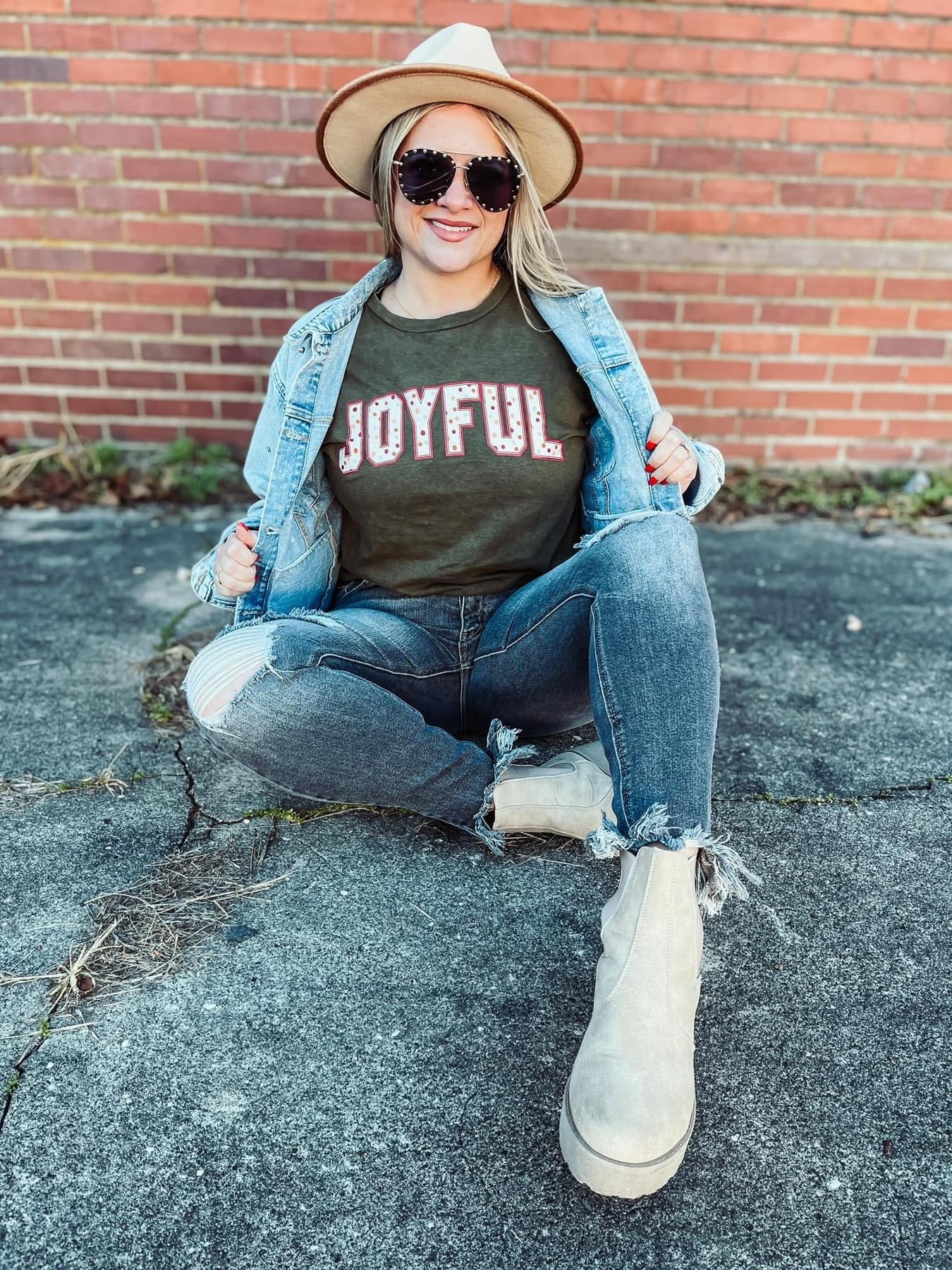Forest Green Joyful Graphic tee
