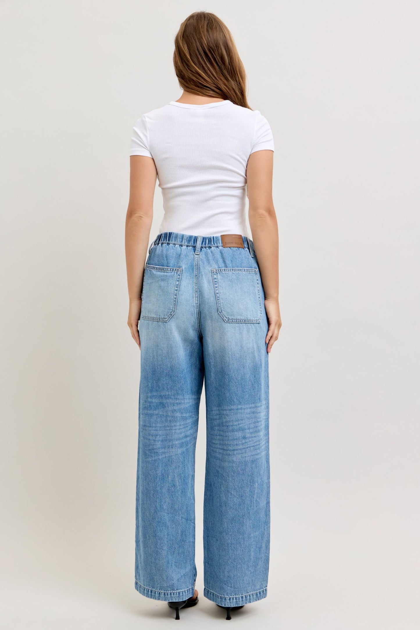 Judy Blue Featherweight Baggy