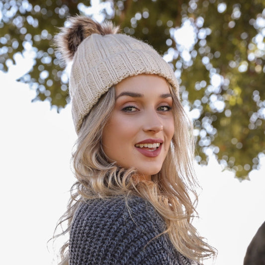 Ribbed Faux Fur Pom Beanie - Ivory