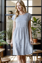 Load image into Gallery viewer, The Charlotte Dress (Small-3X)
