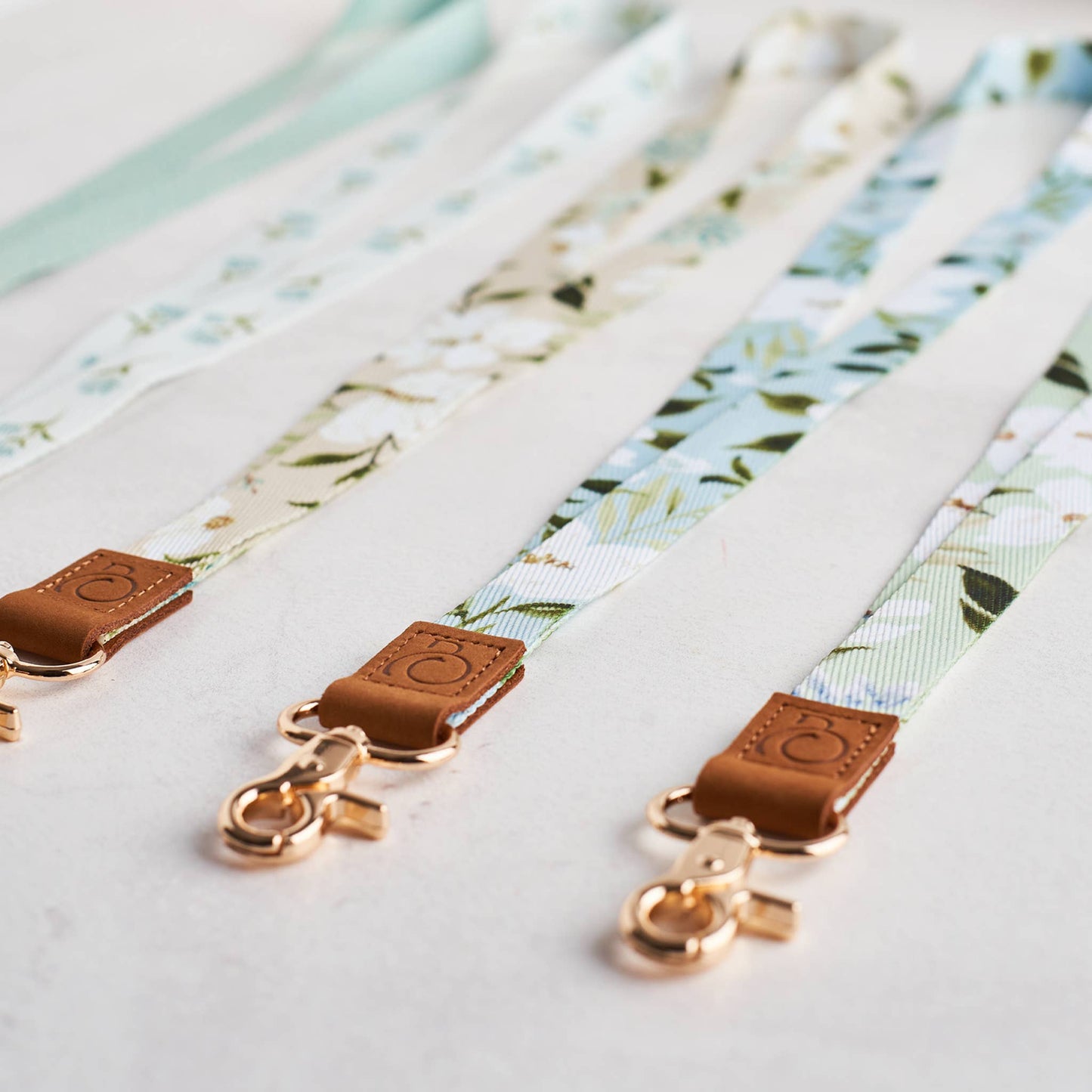 Neck Lanyard: Tan Floral