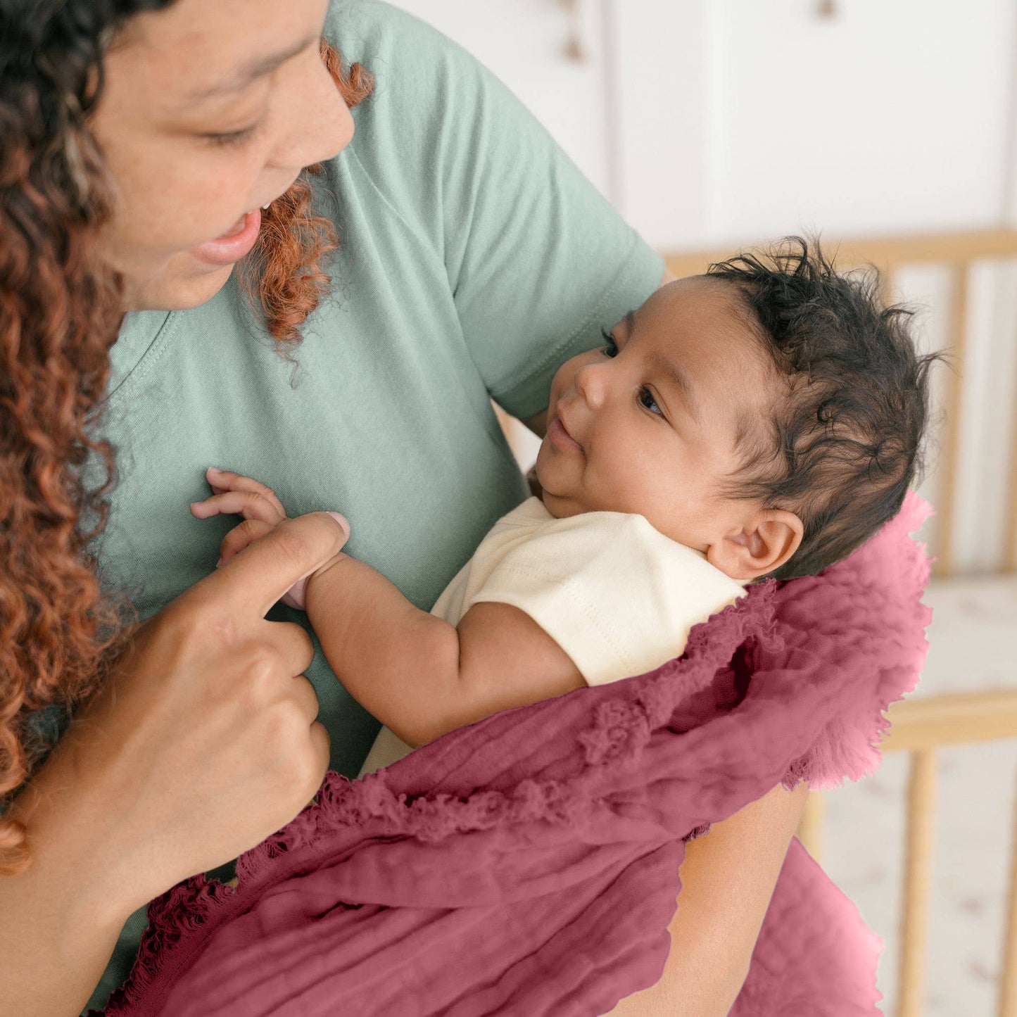 Orchid Ombre Muslin Blanket