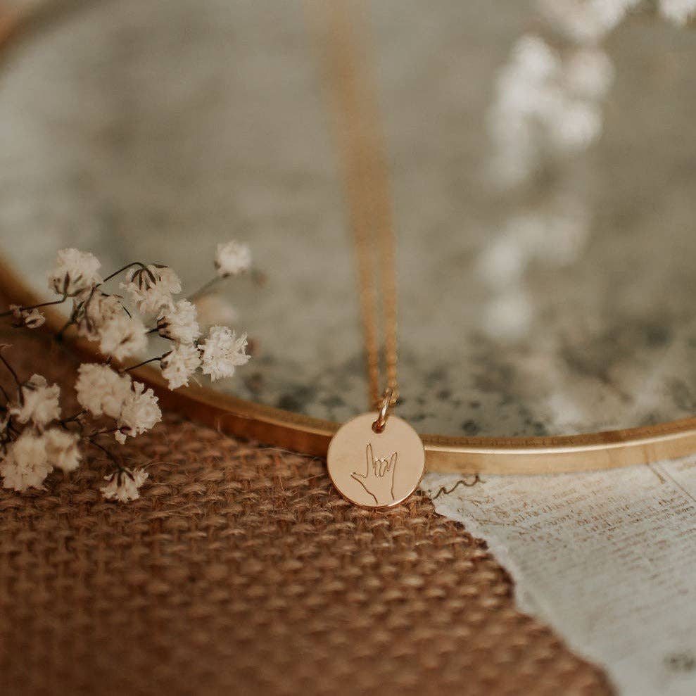 I Love You Necklace: Gold / 17.5"
