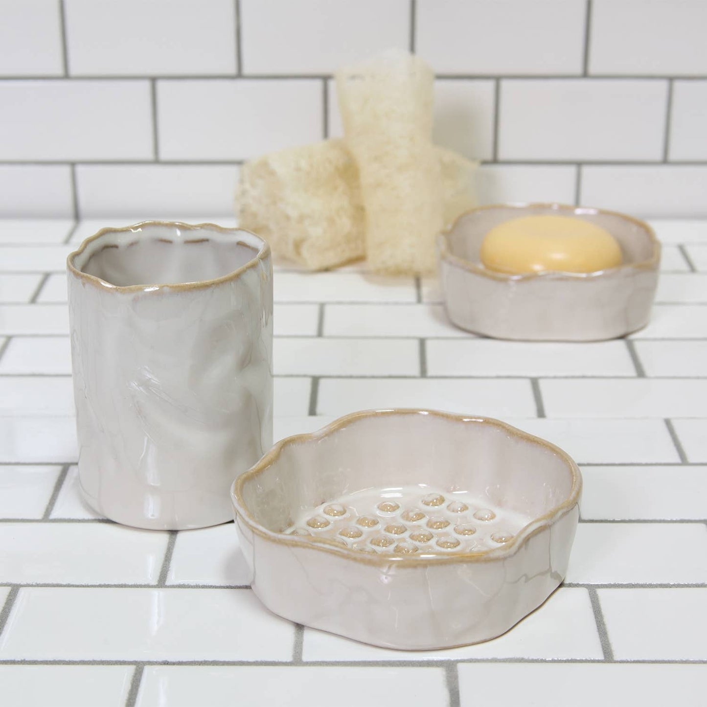 Bower Ceramic Soap Dish - Rnd - Fancy White