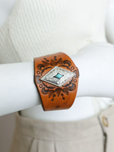 Load image into Gallery viewer, The Jesse Turquoise Bracelet
