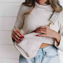 Load image into Gallery viewer, Austin Sling Bag: Cream
