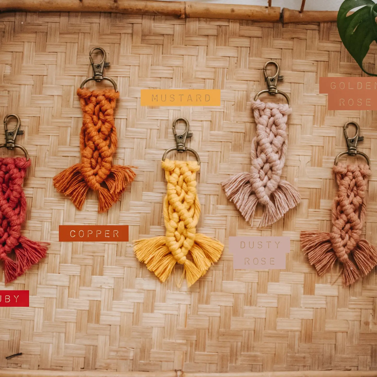 Macrame Fringe Keychains *Colors*