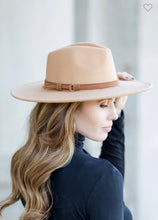 Load image into Gallery viewer, Camel Wide Brim Fedora
